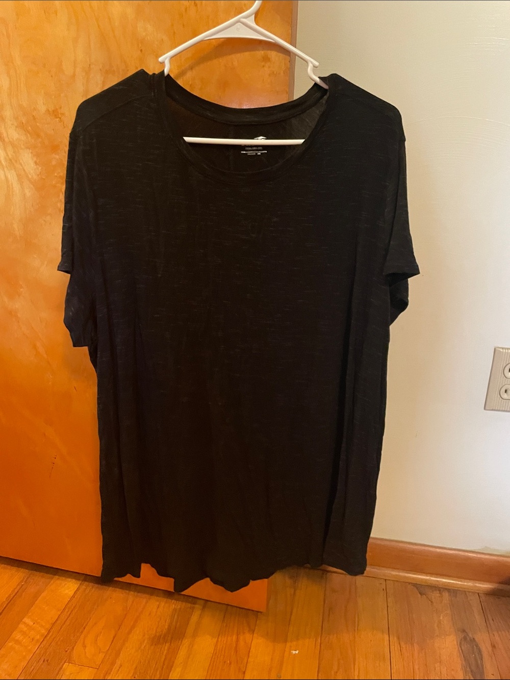 Avia Black Short Sleeve Crew Neck Tee